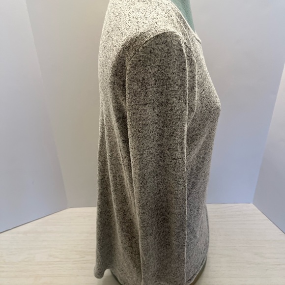 Pomelo Long Sleeved Gray Sweater Heathered with Black Size XL Button Accent. - Picture 7 of 8